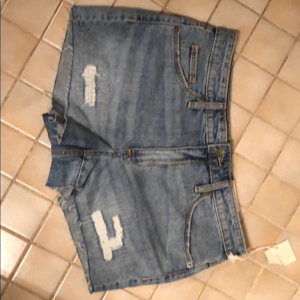 Universal Thread distressed jean shorts